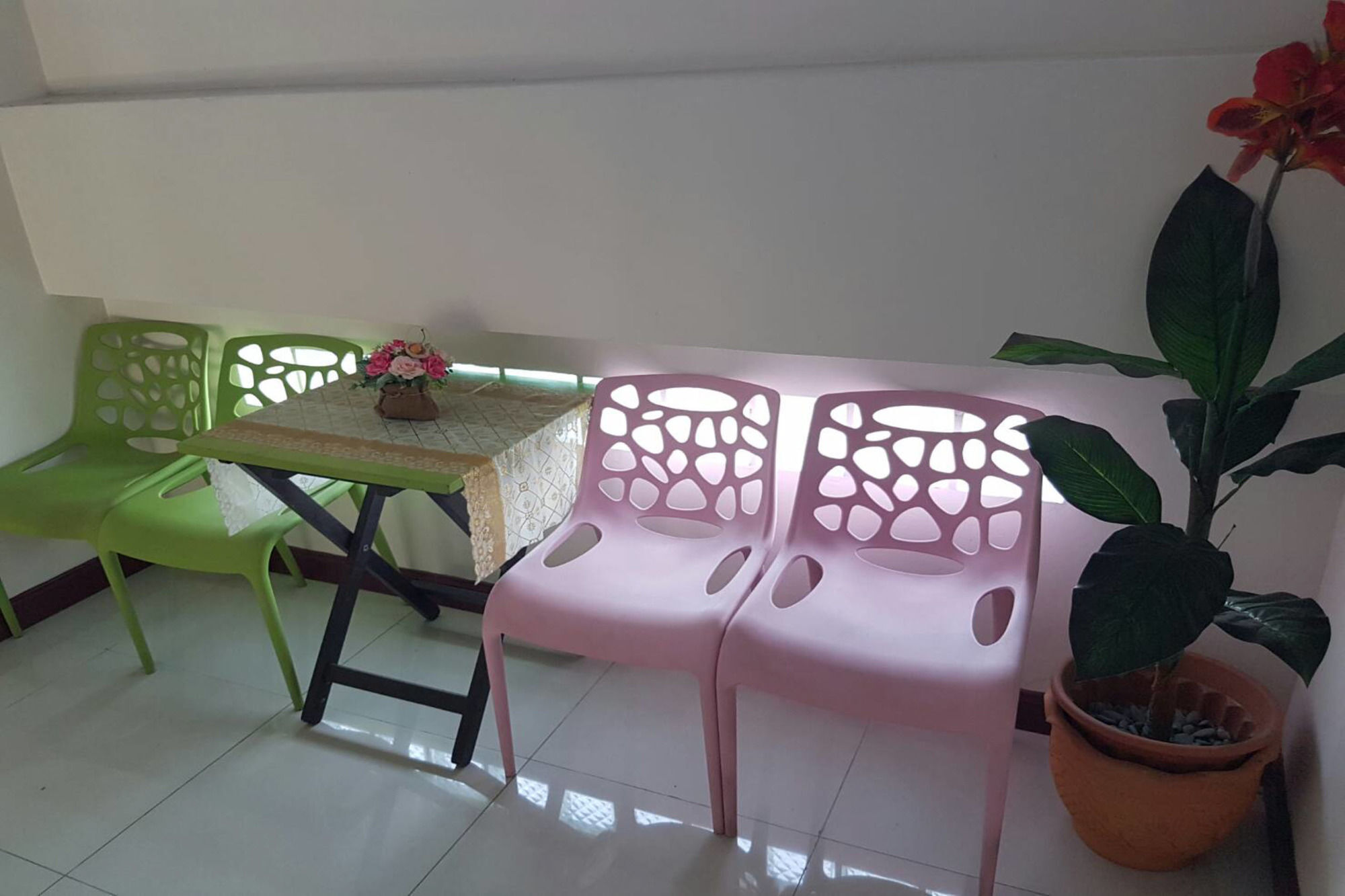 V-House Hotel Trang Zewnętrze zdjęcie